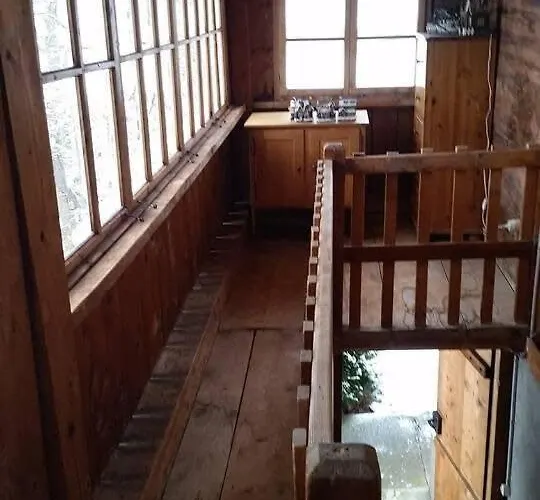 בית נופש Cosy Authentic In Bei Gstaad Gsteig